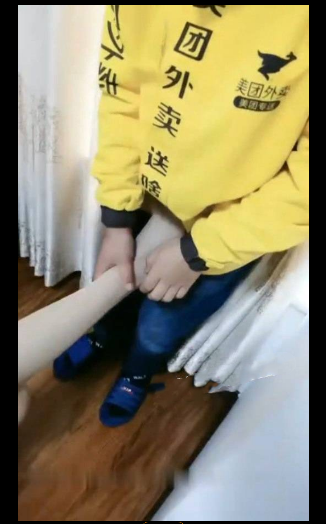 巨乳少妇勾引外卖小哥 老公性无能只能让外卖小哥3P骚老婆