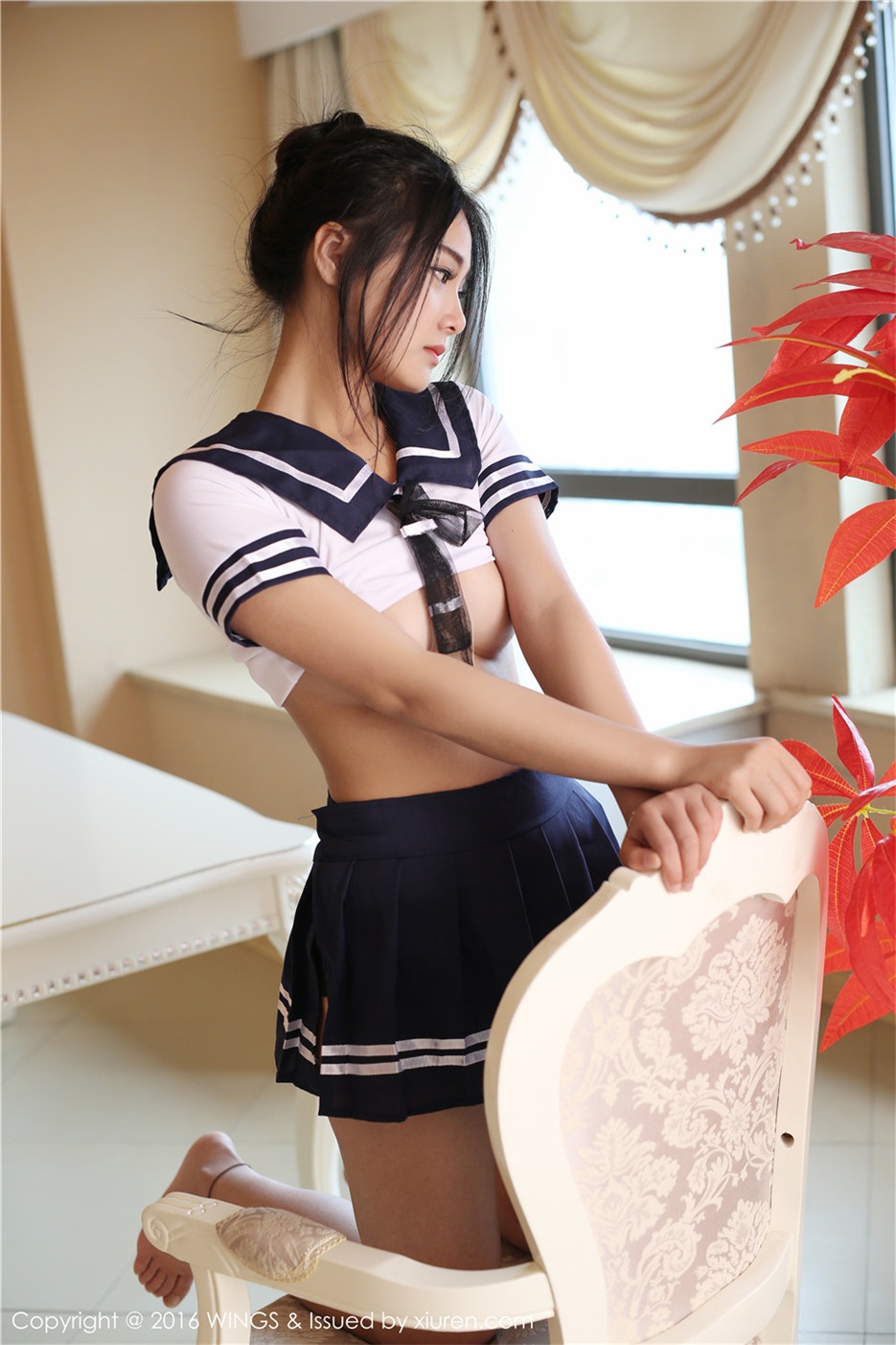 清纯学生妹制服写真美胸呼之欲出